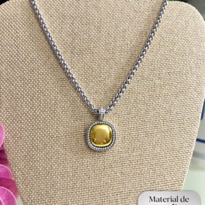 Collar Plateado y Pendant Dorado